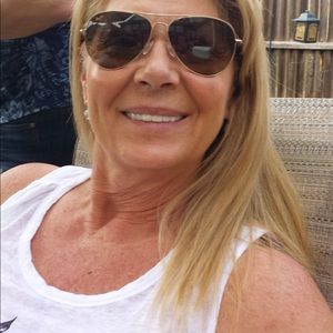 Meet your Posher, Joanne