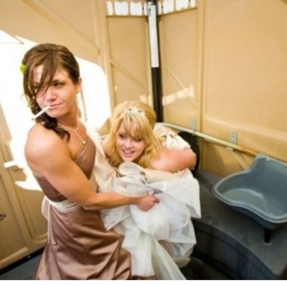 Meet your Posher, Cassy - Picture 1 of 1