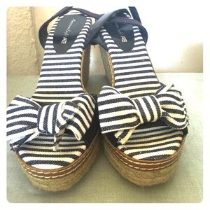 Cute navy and white wedges