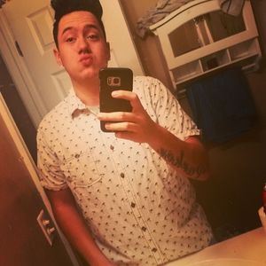 Meet your Posher, Tj