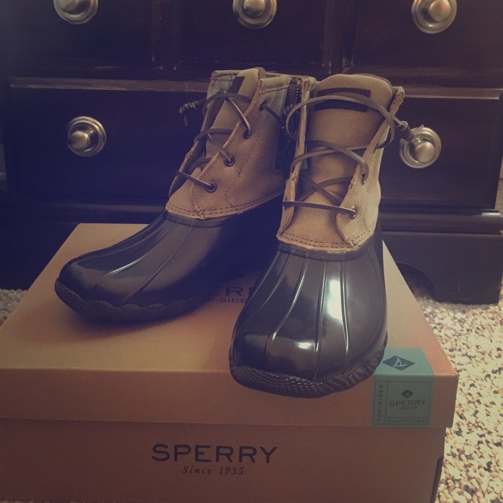 Sperry duck boots