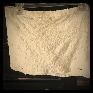 Sequin Hollister beige skirt.