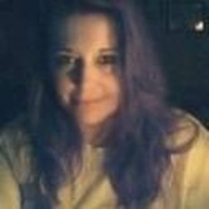 Meet your Posher, Deedee