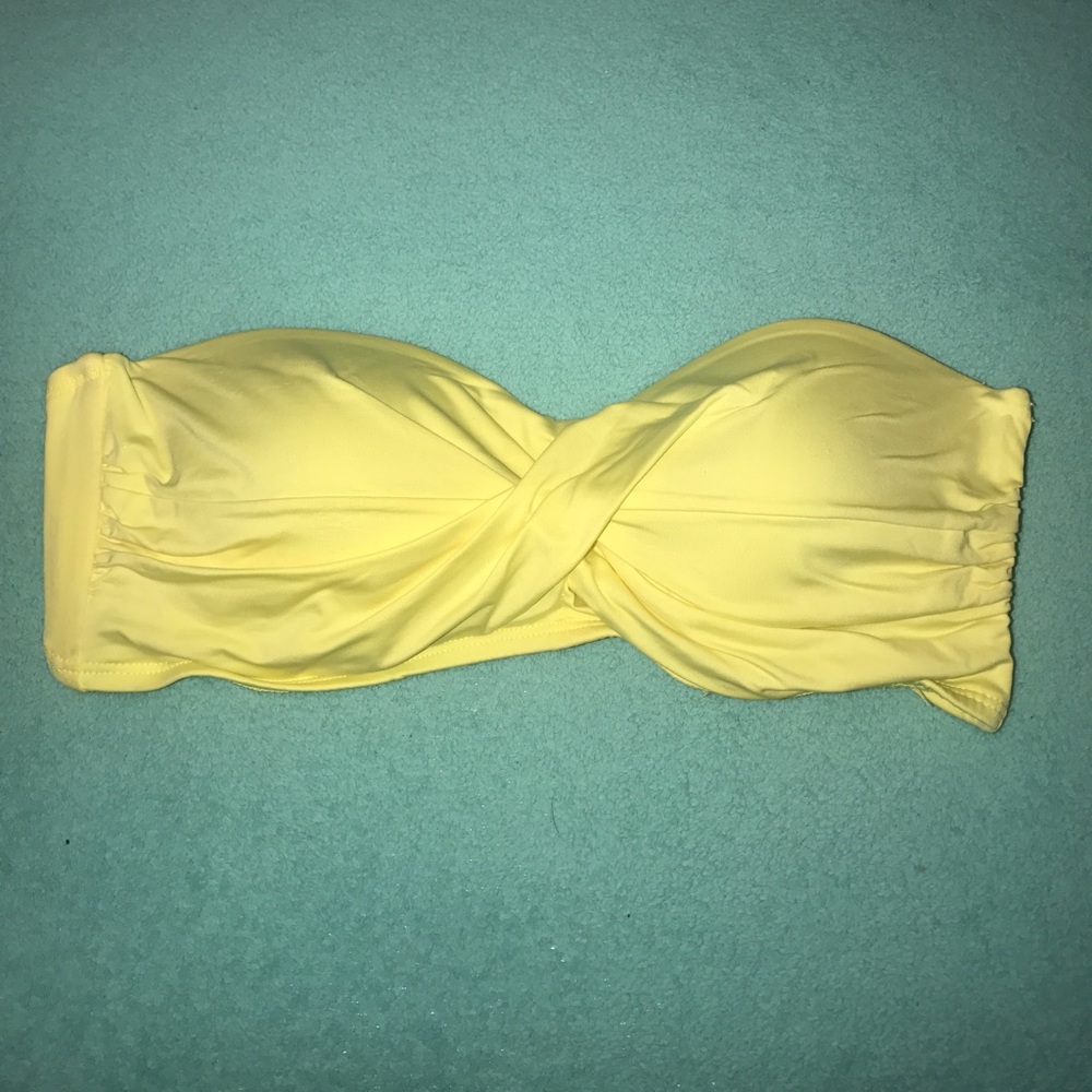Women's strapless swim top