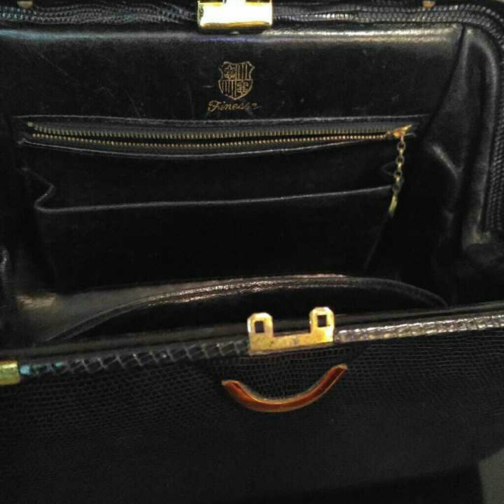 Purse - Picture 2 of 3