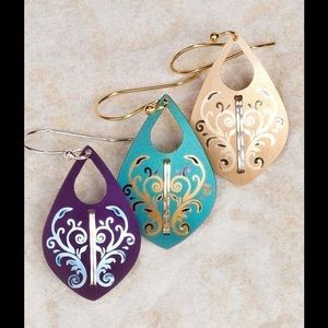 Holly Yashi earrings