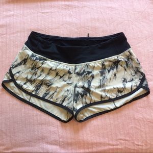 Lululemon speed workout shorts size 6