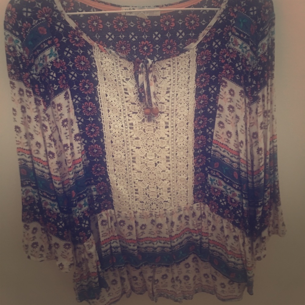 Flower print  blouse. NEW
