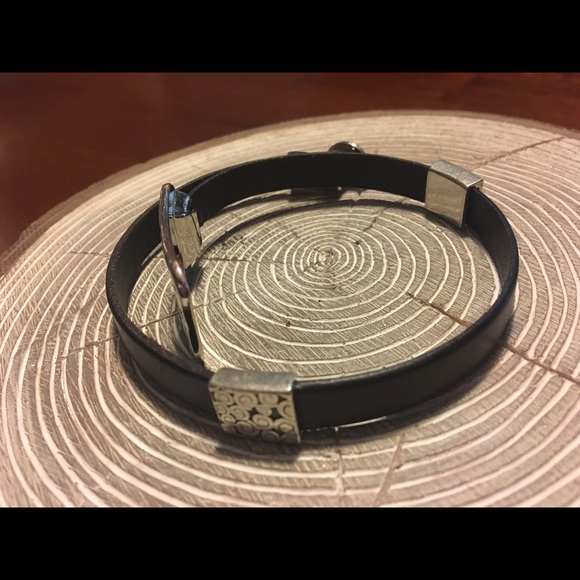 💥New Listing💥Leather Double wrap Bracelet 7-7.5" - Picture 3 of 3