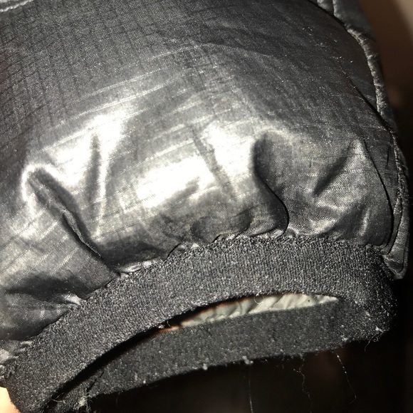 Eddie Bauer Puffy Black Jacket - Picture 5 of 7