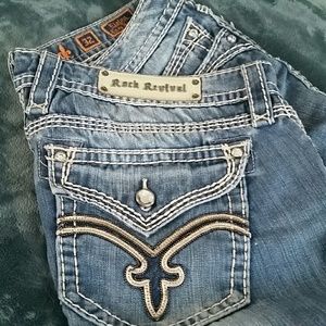 Rock Revival women's size 32 easy boot (Elaina)