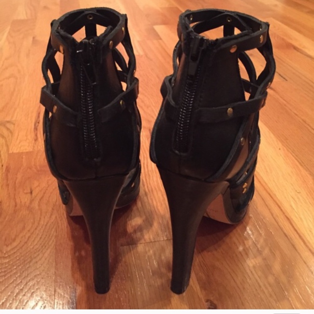 New Dolce Vita Black Caged Sandals - Picture 4 of 4