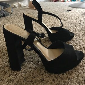 Vince Camuto black heels