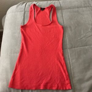 Dark coral color tank 🌺