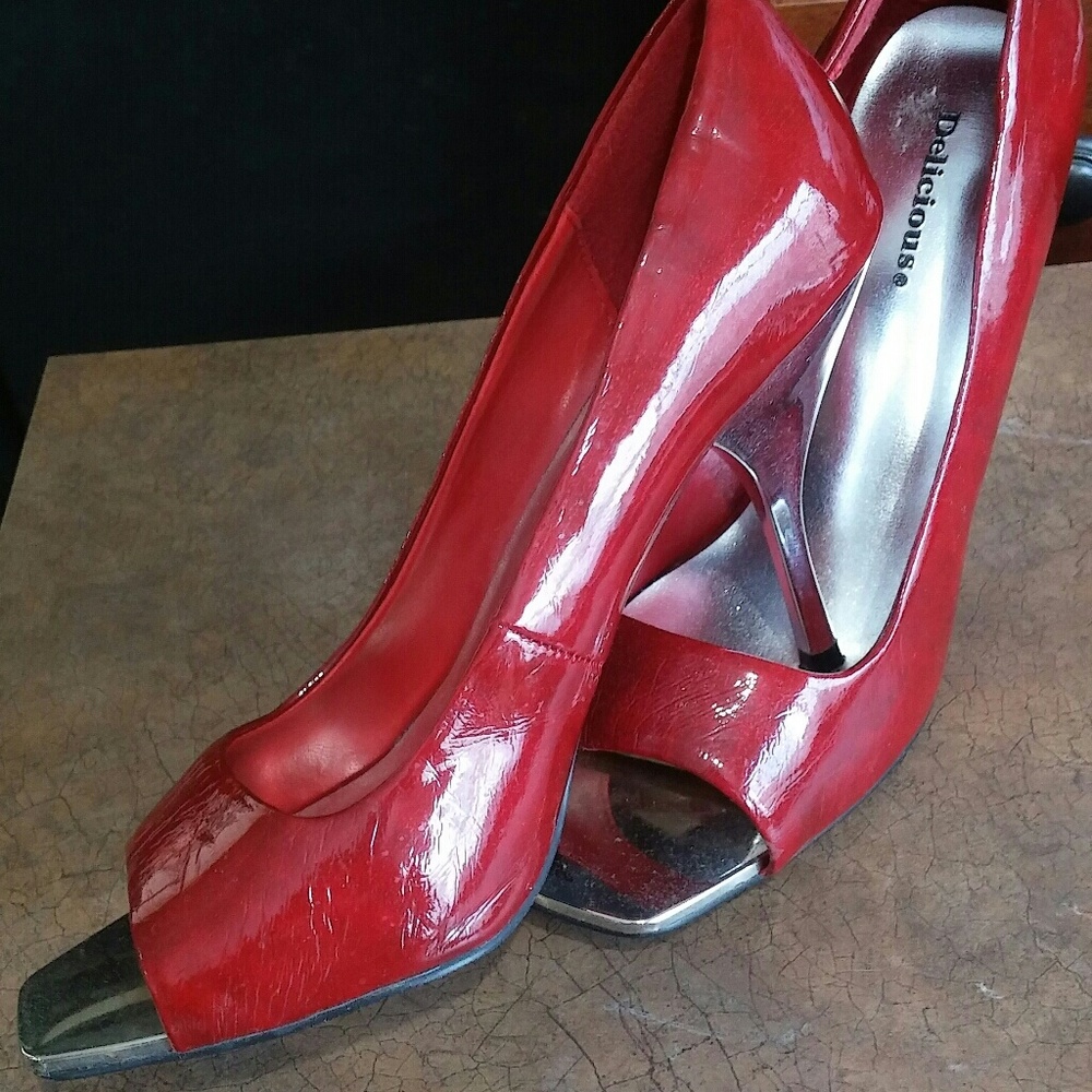 Red peeptoe's