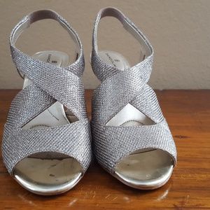 Bandolino heels