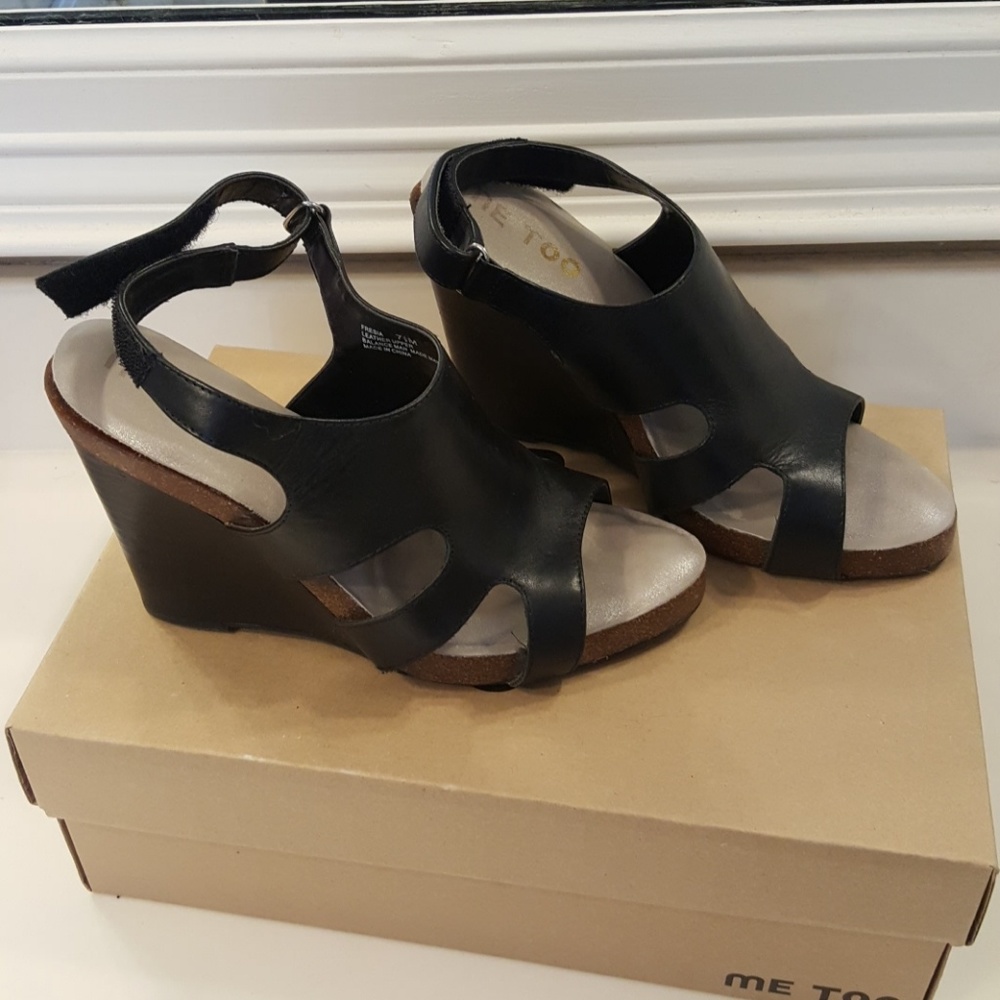 Me Too Black memory foam wedge sandals