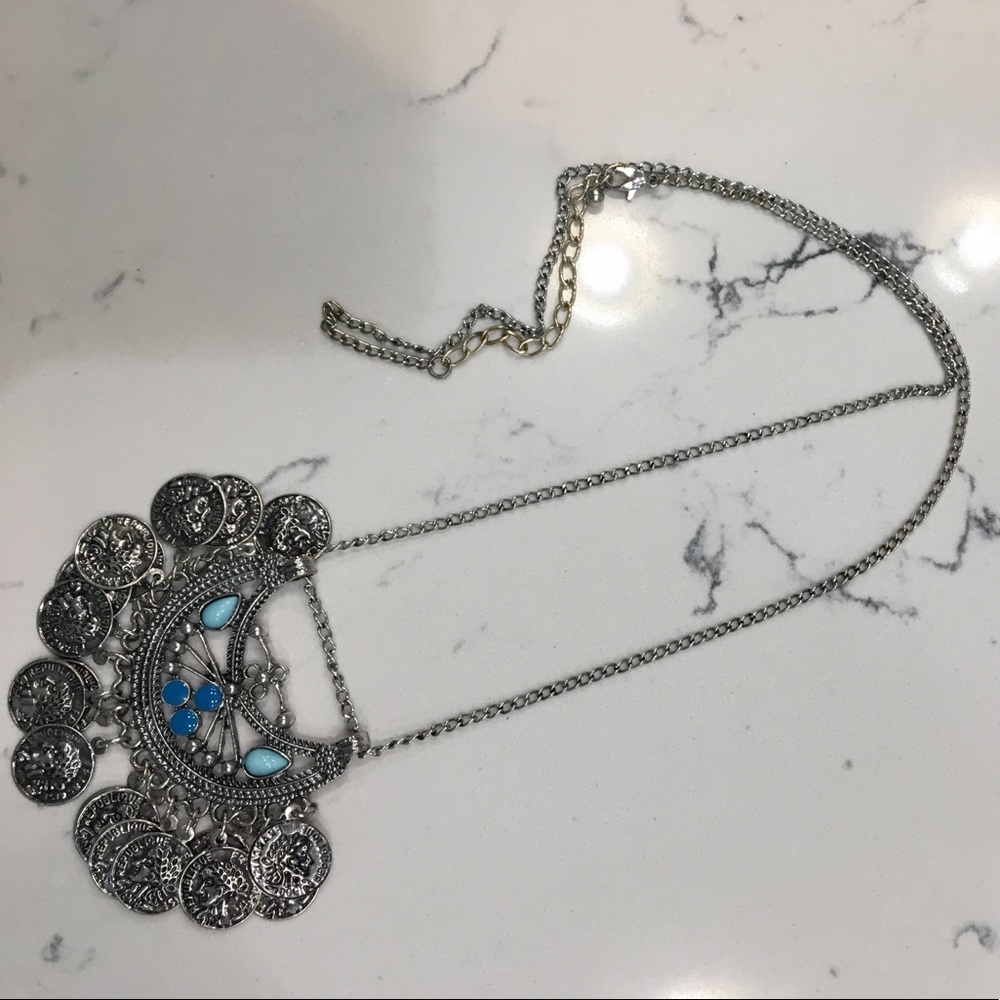 Very pretty necklace