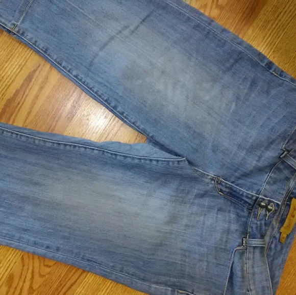 Seven Denim Capris - Picture 2 of 5