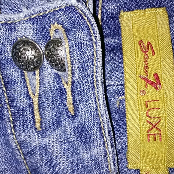 Seven Denim Capris - Picture 3 of 5