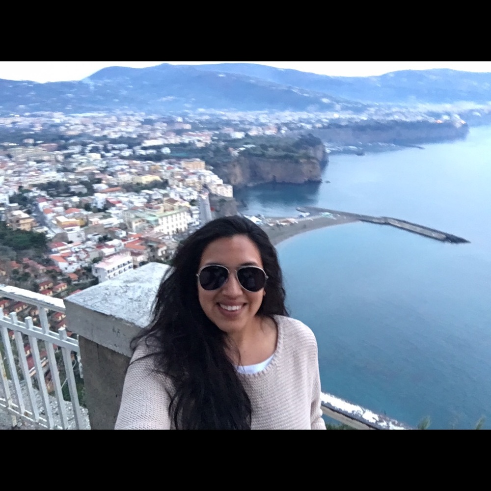 Meet your Posher, Yvonne