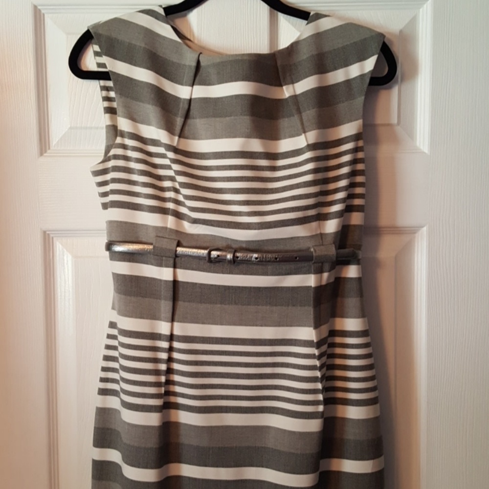 Calvin Klein Gray Sleeveless Sheath Dress