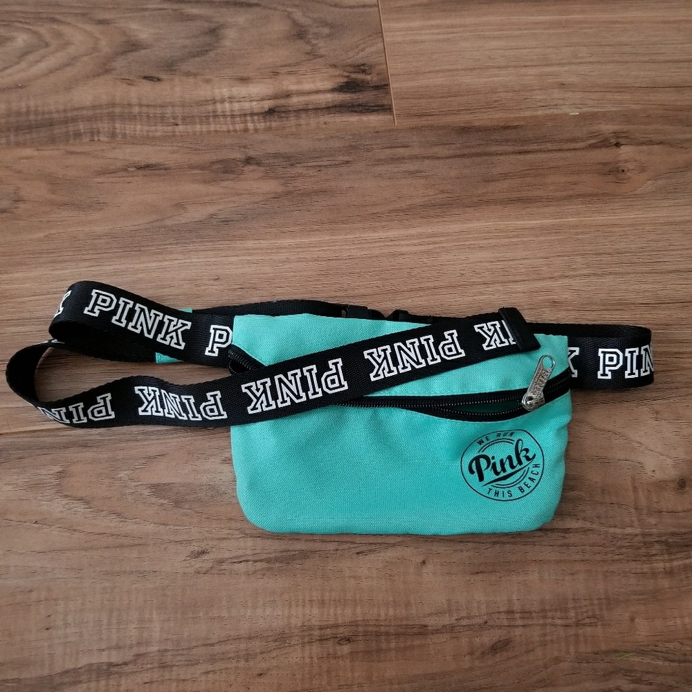 VS PINK fanny pack
