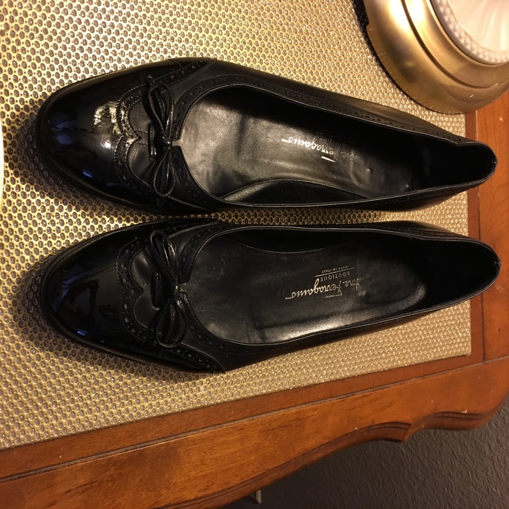 FINAL SALE Ferragamo black leather & patent flats