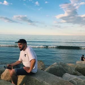 Meet your Posher, Tommy