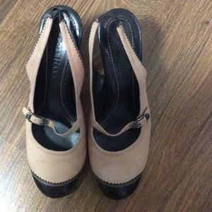 Cole haan leather and suede pump sz 6