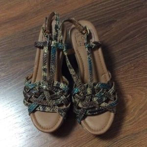 Preowned lucky brand leather sandal Sz 5