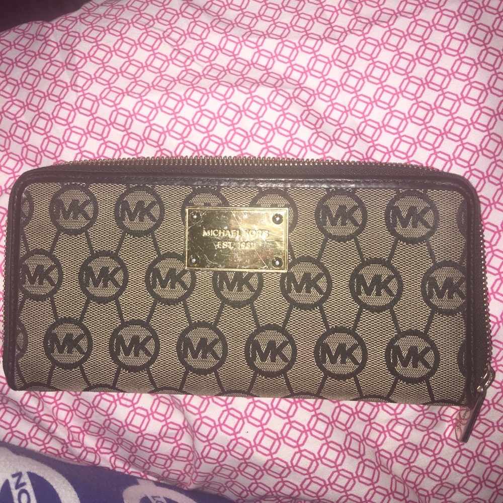 Michael Kors wallet