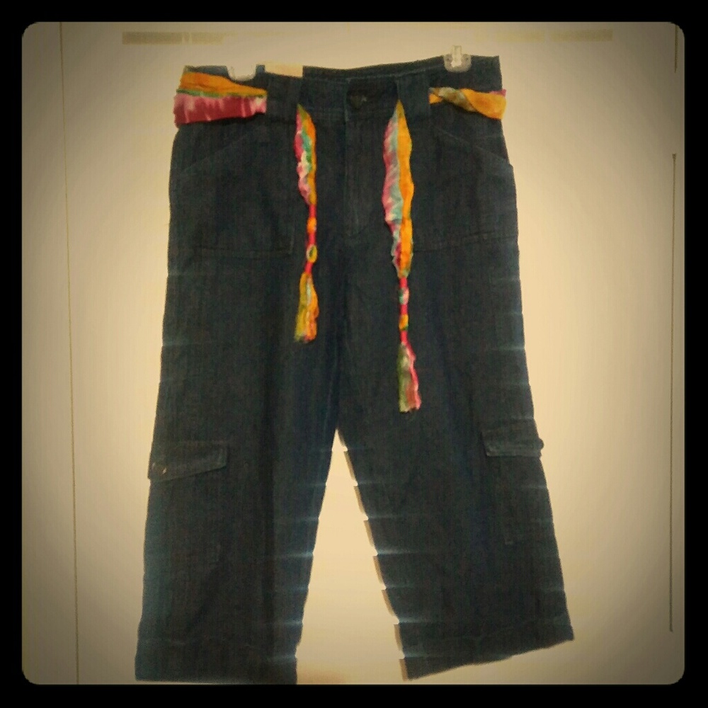 Living Planet Jean Capris with Scarf Belt Size 6