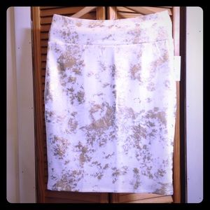 SALE!! Lula Roe Gold & White Cassie Pencil Skirt