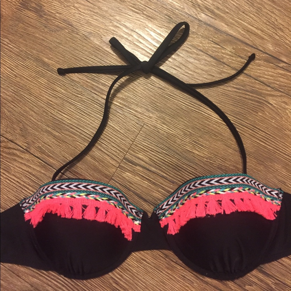 Medium black & tribal print bikini top adjustable