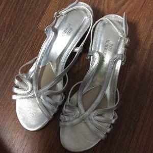 Ros hommerson silver leather sandal sz 6 preowned