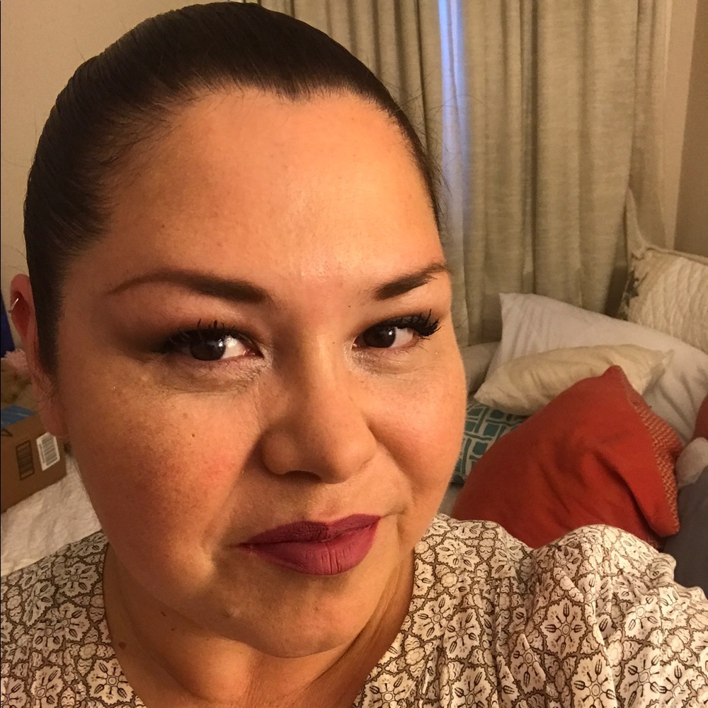 Meet your Posher, Ivonne