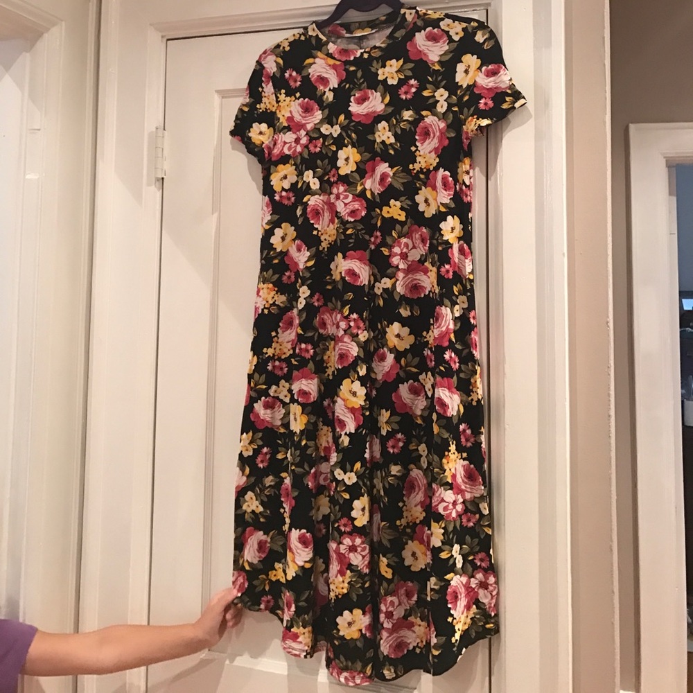 Reborn Dress in black floral size medium