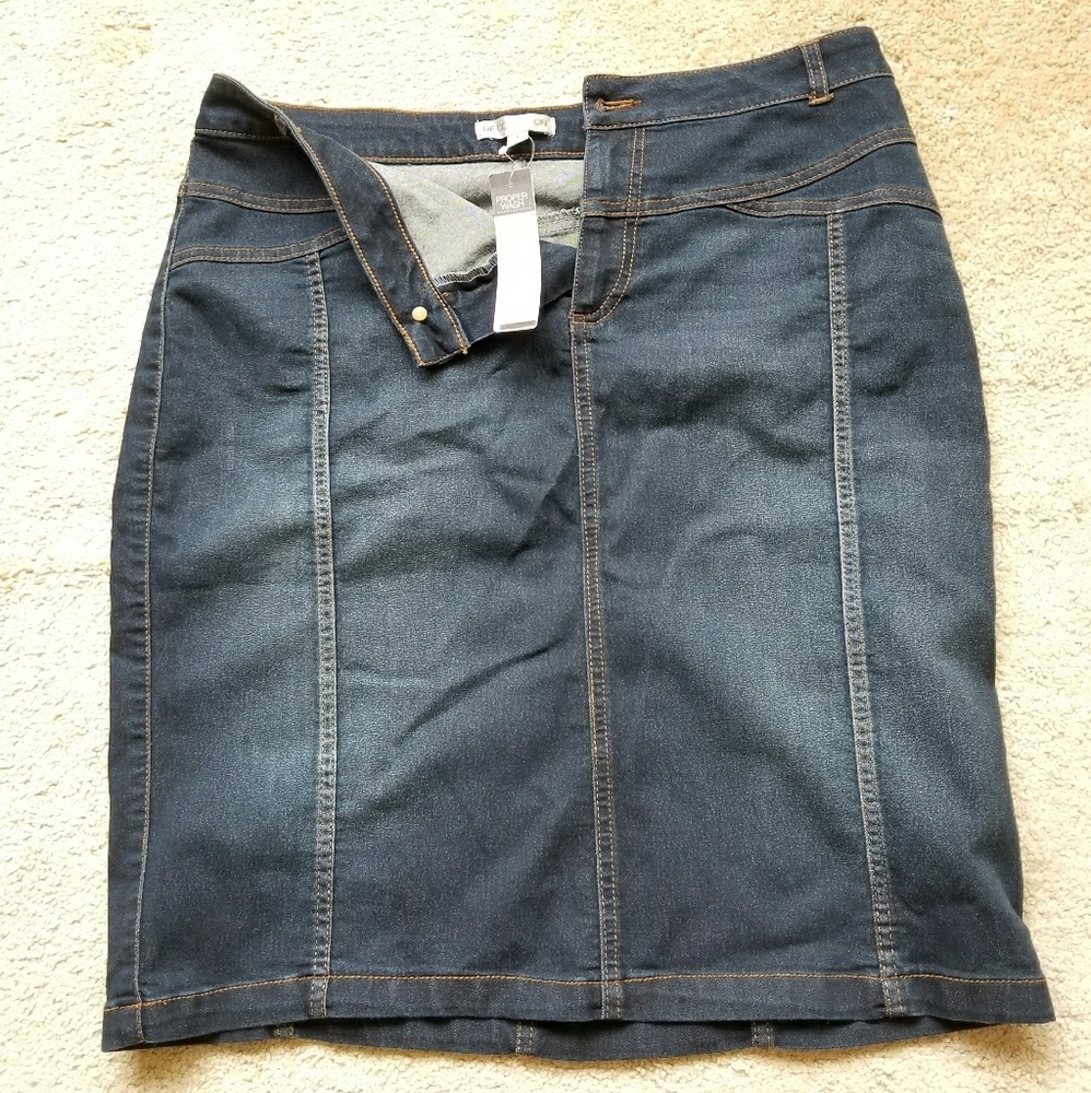 New pencil jean skirt - L