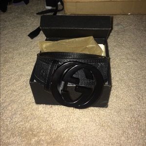 Gucci belt (black)