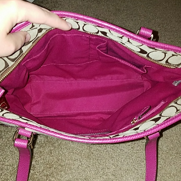 Coach purse - Picture 3 of 4