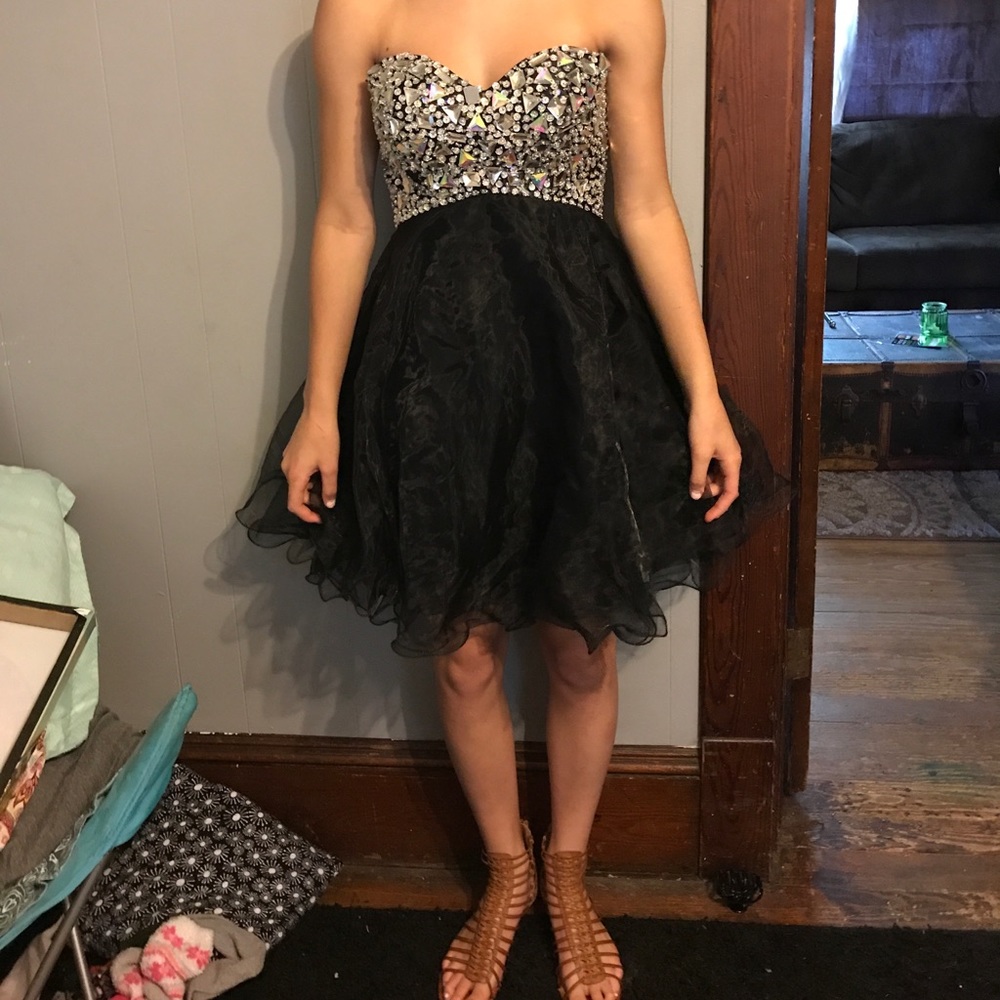 Grace Karin ( GK ) Homecominng Dress - Picture 3 of 4