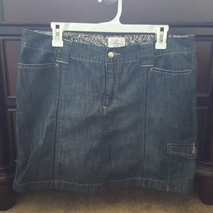 White house / Black market Jean skirt