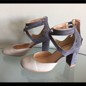 Journee Collection Two Toned Gray Heels