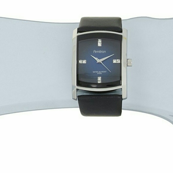 TIME KEEPS ON SLIPPING.... - Picture 3 of 4