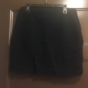 Black express skirt