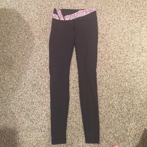 Lululemon floral waistband wunder unders
