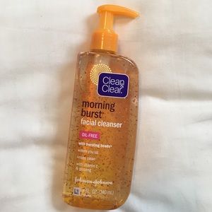 Clean & Clear Face Wash