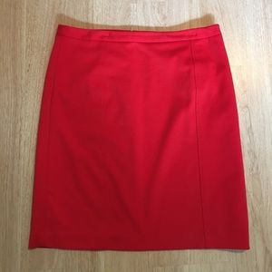 Red straight skirt