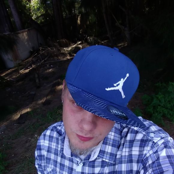 Meet your Posher, Jonathan - Picture 1 of 1